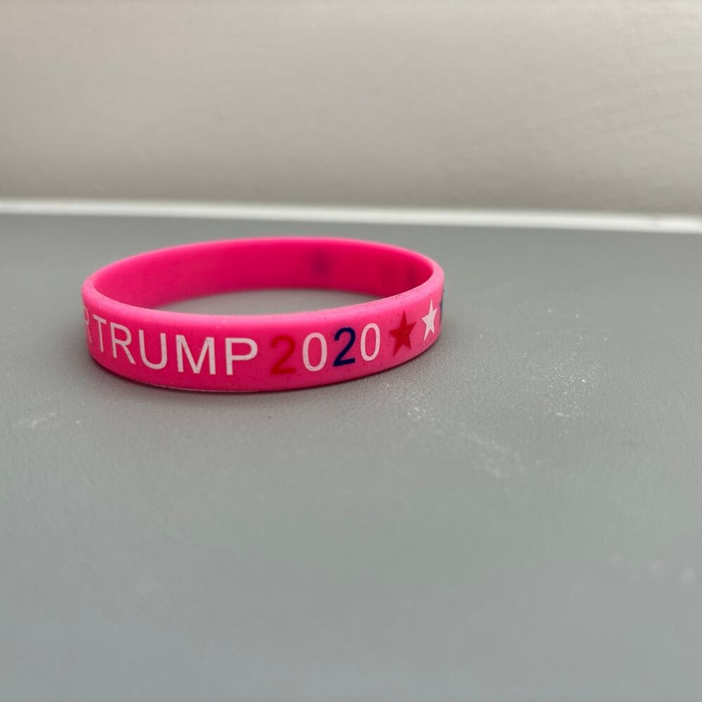 Women for trump Bracelet